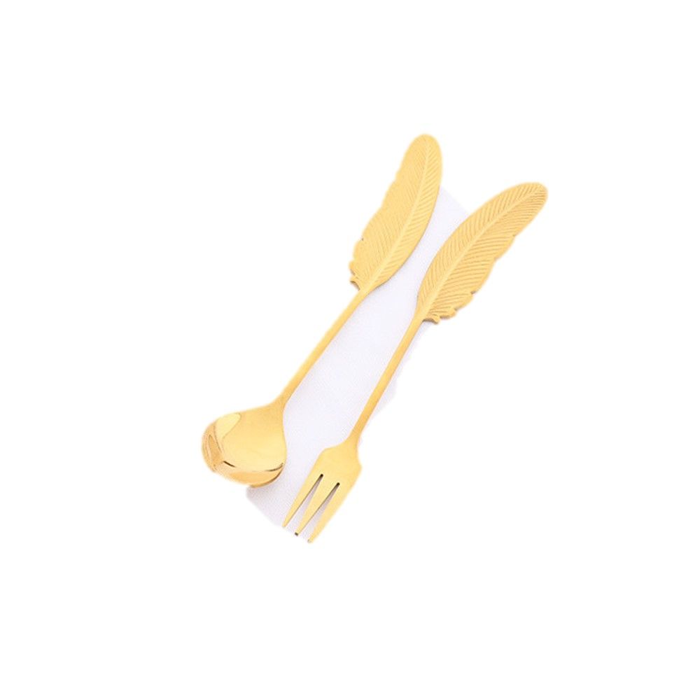 ช้อนส้อมขนมสีทอง