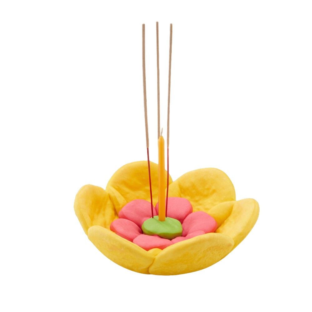 ฮากีกิ กระทงขนมปัง พร้อมธูปเทียนถุง (คละแบบ)