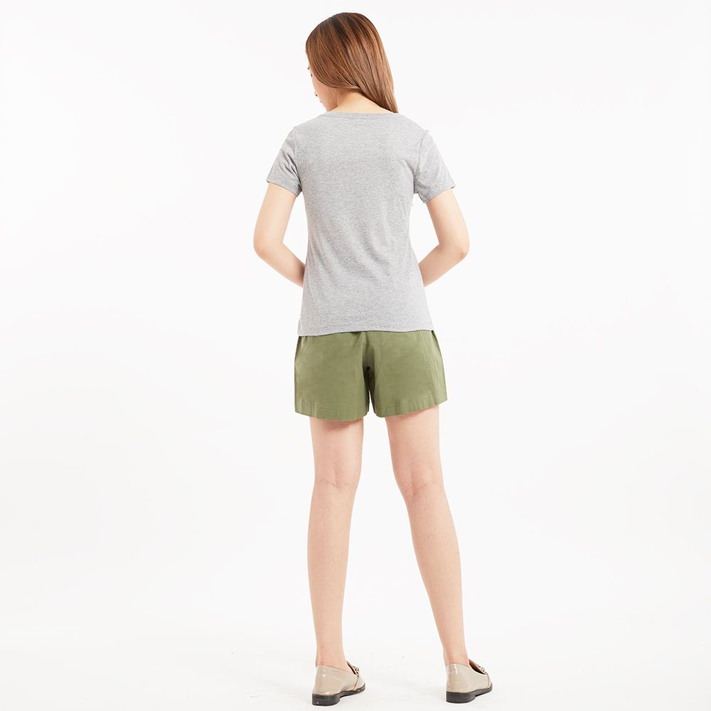 เสื้อยืดคอวีสีพื้น เทา M