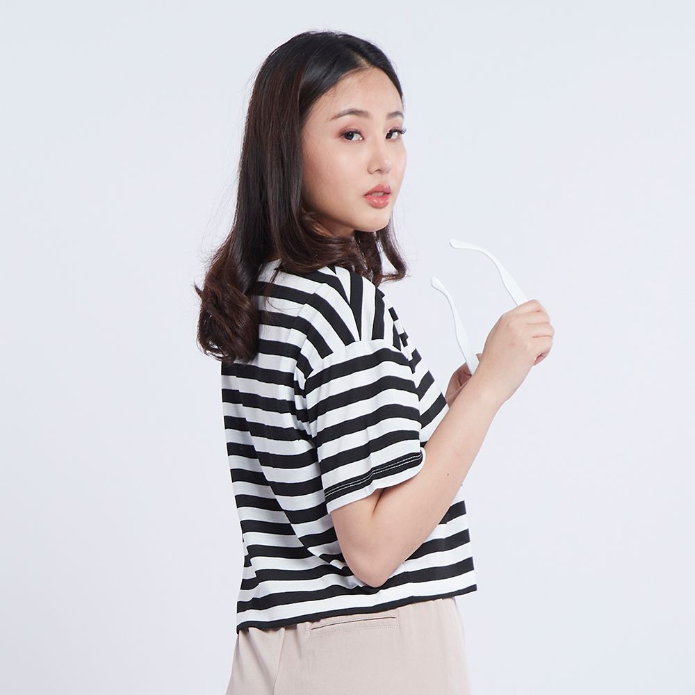 MESTYLE เสื้อยืดลายริ้ว สีดำ ไซซ์ XL