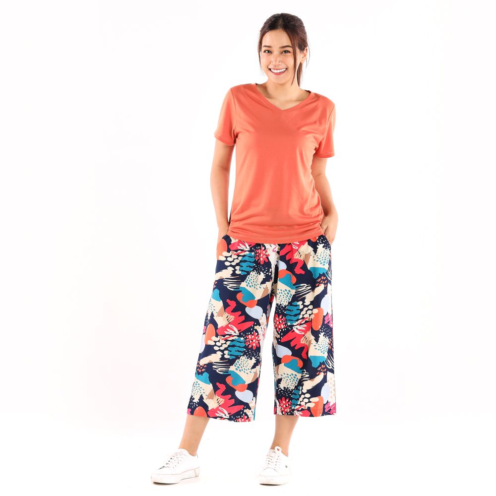 ME STYLE เสื้อคอวีสีพื้น ส้ม XL