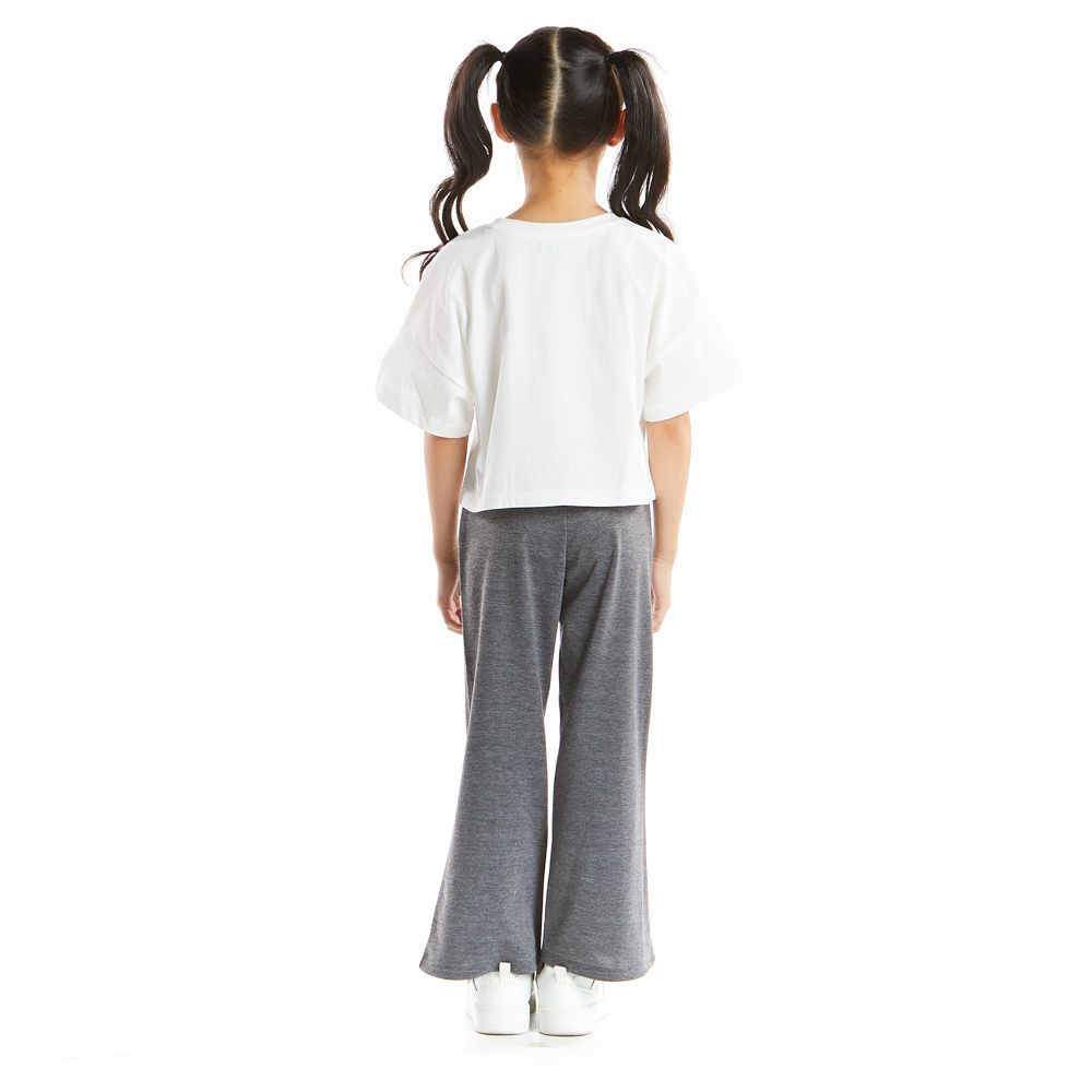 MESTYLE เสื้อยืด สีขาวครีม ไซซ์ 5 ปี