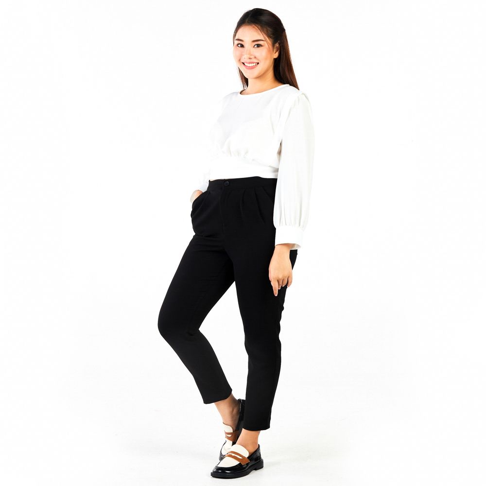 MESTYLE เสื้อแขนยาวครอป สีขาวครีม ไซซ์ L