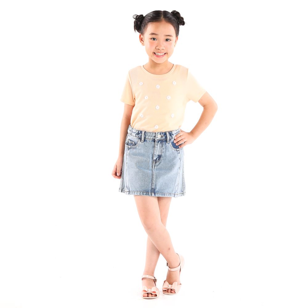 MESTYLE กระโปรงสั้น สีอ่อน ไซซ์ 7 ปี