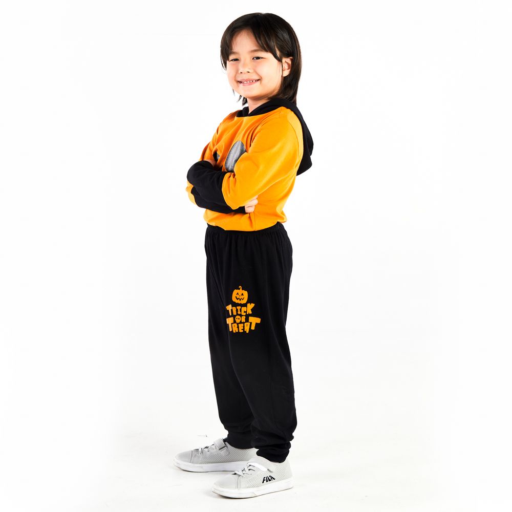 SET HALLOWEEN WITH HOOD ORANGE 7 YEAR