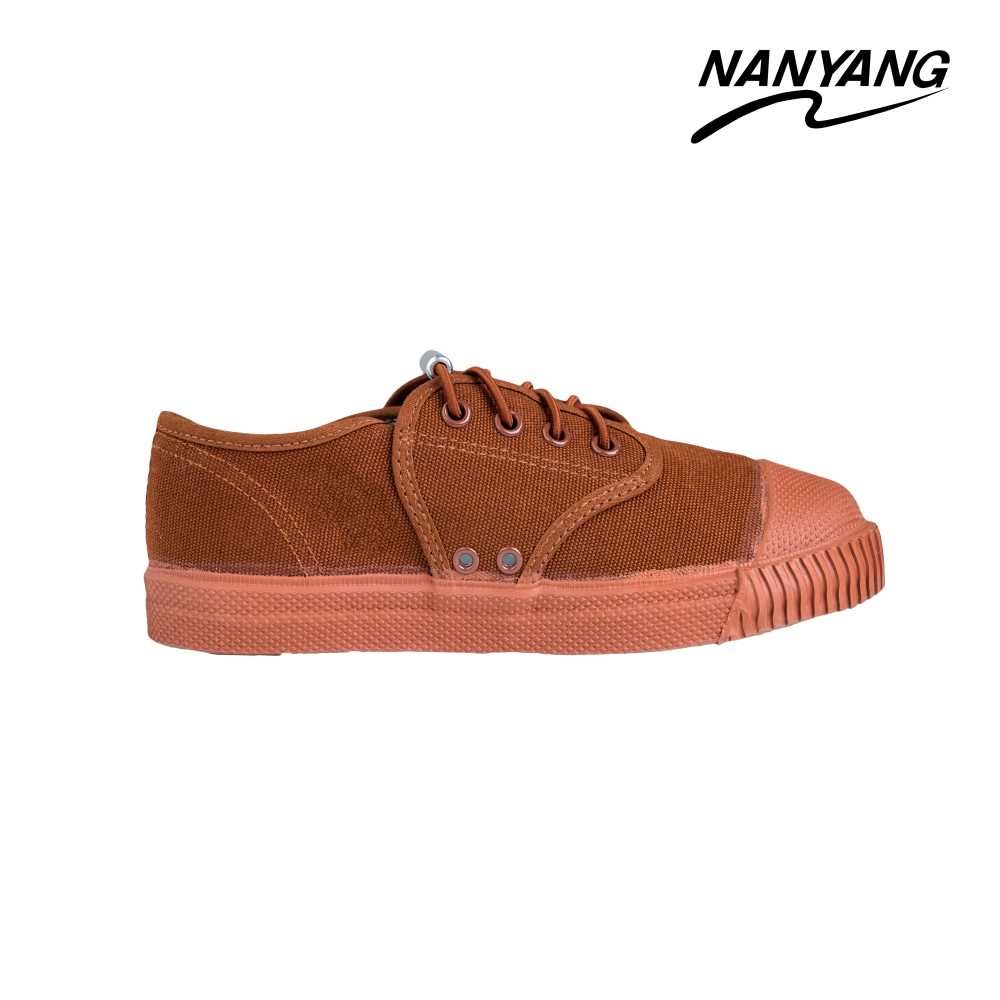 นันยาง รองเท้าผ้าใบชายสีน้ำตาล ไซซ์ 28