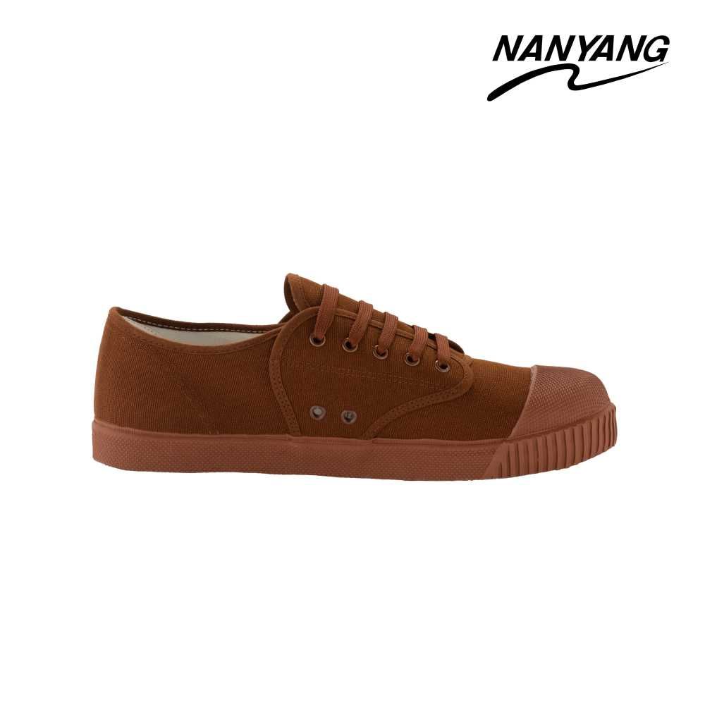 นันยาง รองเท้าผ้าใบชายสีน้ำตาล ไซซ์ 39