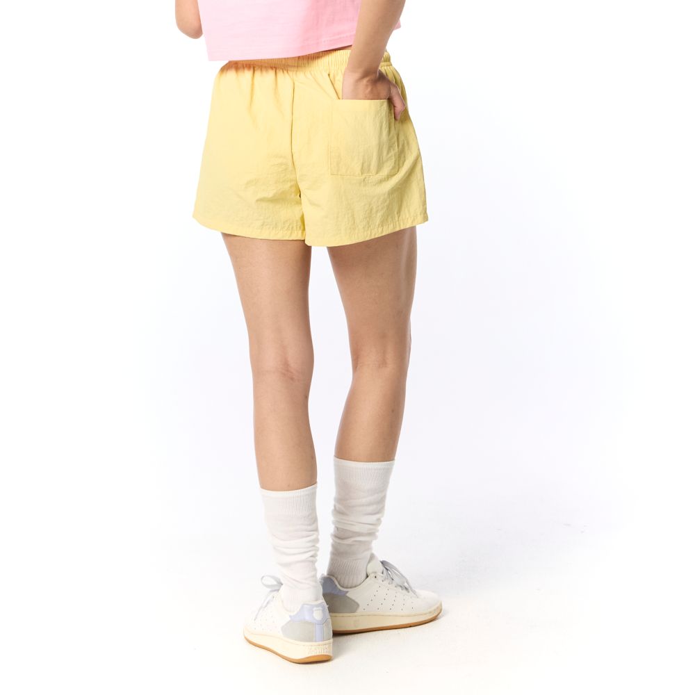 MESTYLE กางเกงขาสั้นสีพื้น สีเหลือง ไซซ์ M