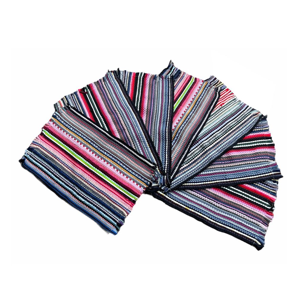 พรมถัก ขนาดเล็ก (คละแบบ)