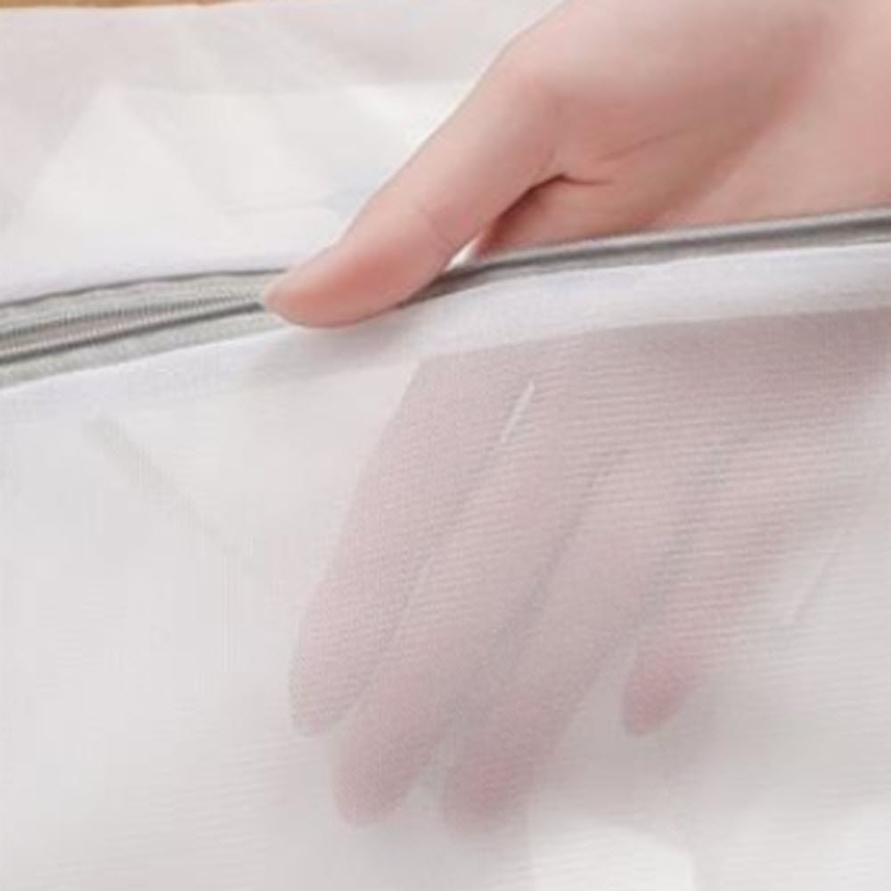 โลตัสถุงซักถนอมผ้าตาข่ายถี่ขนาด 60X60ซม.