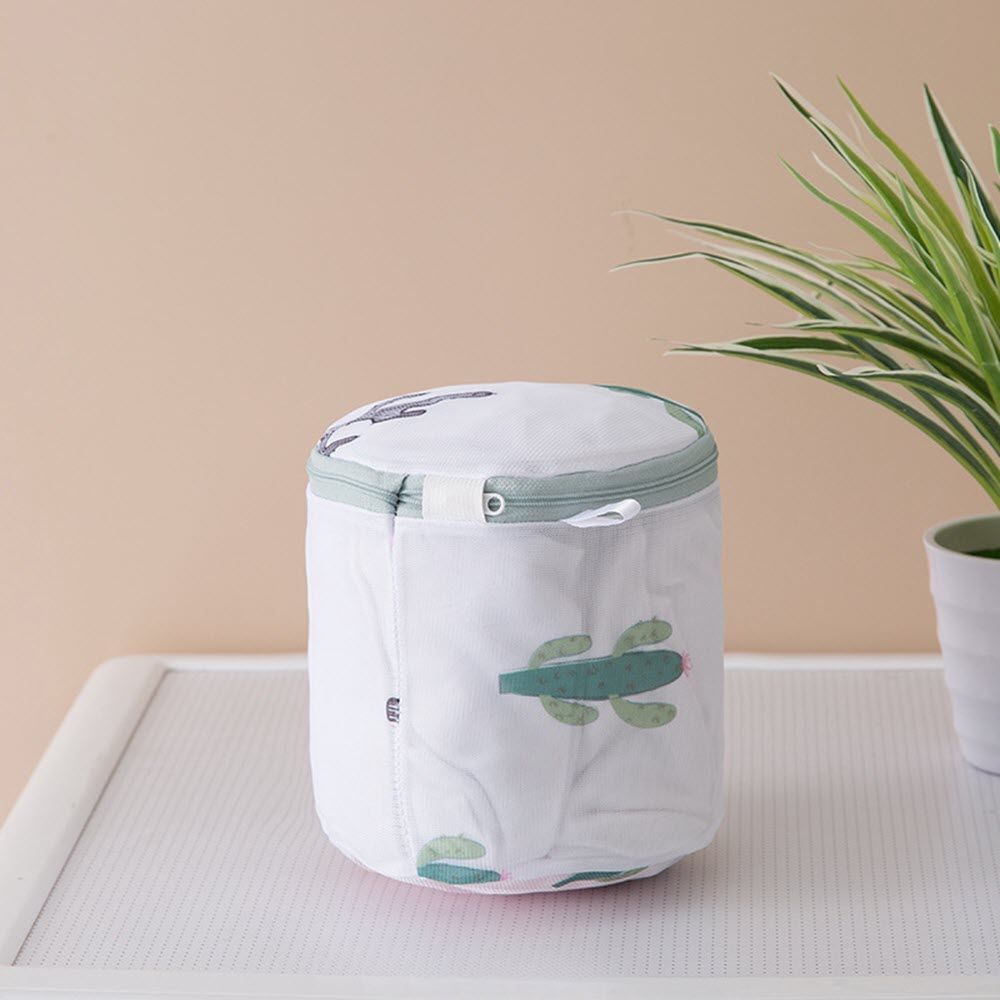 ถุงซักผ้าพิมพ์ลายกระบองเพชร 16X16 ซม.