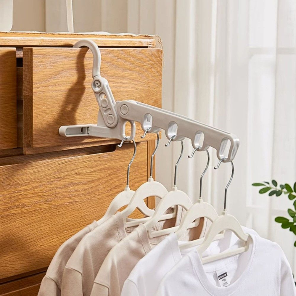 ราวแขวนเสื้อพลาสติกประหยัดพื้นที่